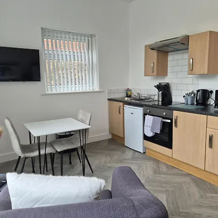 #9 Studio Apartment - Sleeps 4 Portsmouth Exterior photo